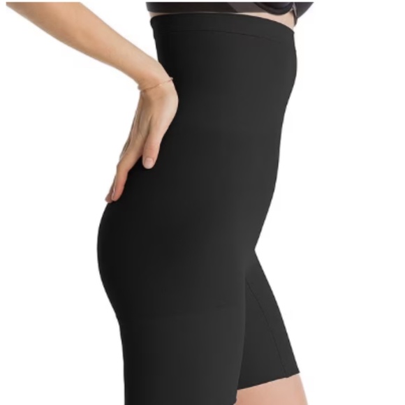 SPANX High Power Short Very Black (1X) NWT! - Picture 6 of 9